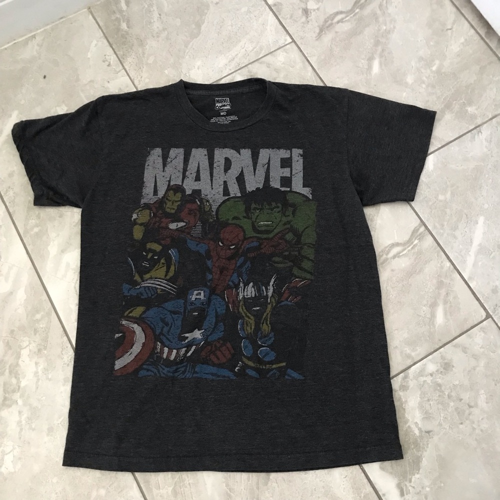 ❤️3X20 Marvel Comics Newsprint Heros Collage Logo Charcoal Heather Mens …